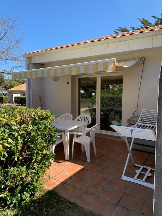 Maisonnette La Coti H5 Avec Piscine Interieure Chauffee, A 400 M De La Plage Et Menage De Fin Sejour Compris Saint-Georges-d'Oleron Zewnętrze zdjęcie